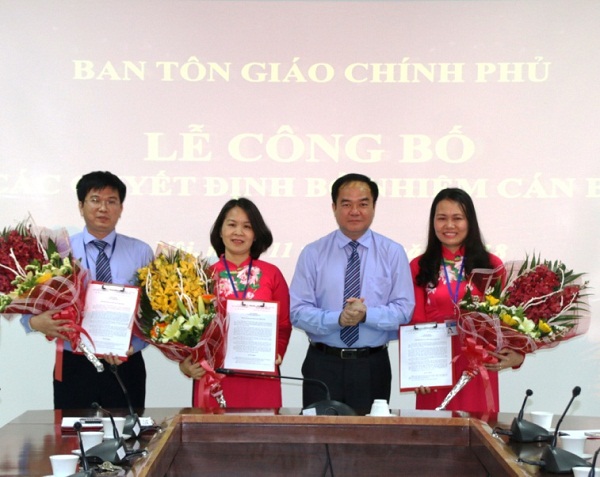 Ban_Ton_giao_Chinh_phu_to_chuc_le_cong_bo_cac_quyet_dinh_bo_nhiem_can_bo