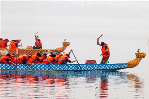 Sap_dien_ra_Le_hoi_boi_chai_thuyen_rong_Ha_Noi_mo_rong_2019