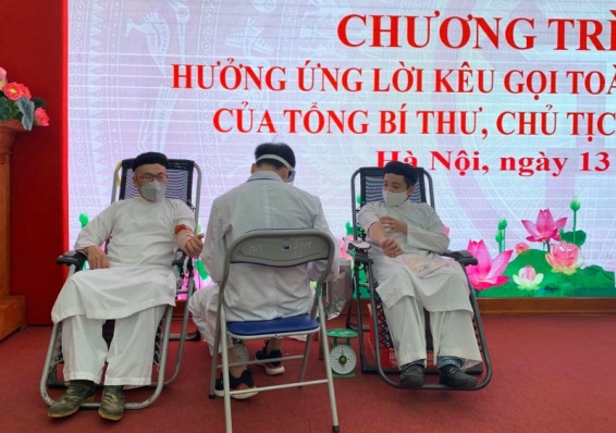 Tin_do_cac_ton_giao_tai_Ha_Noi_tinh_nguyen_hien_mau_cuu_nguoi