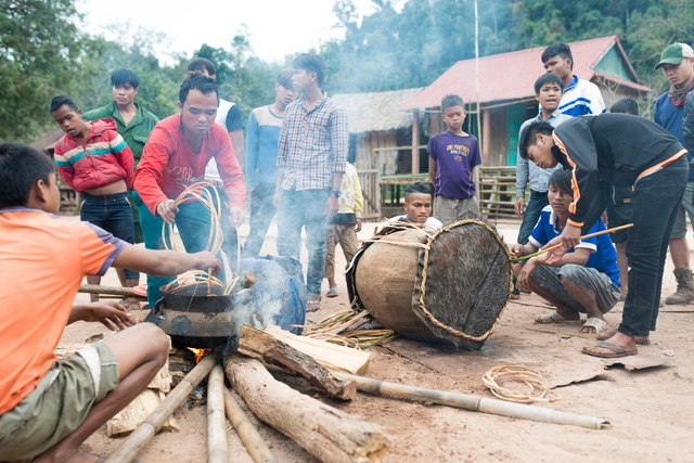 doc-dao-le-hoi-dap-trong-cua-nguoi-ma-coong