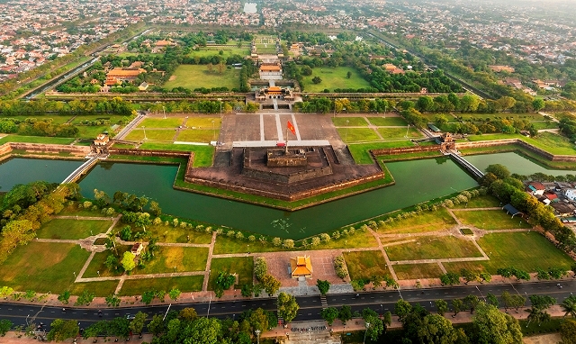 thua-thien-hue-dong-cua-di-tich-tam-dung-sinh-hoat-ton-giao-tu-20-nguoi-tro-len