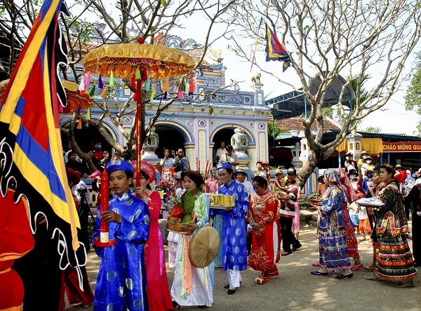 de-nghi-cong-nhan-le-hoi-do-thi-nuoc-man-la-di-san-van-hoa-phi-vat-the-quoc-gia