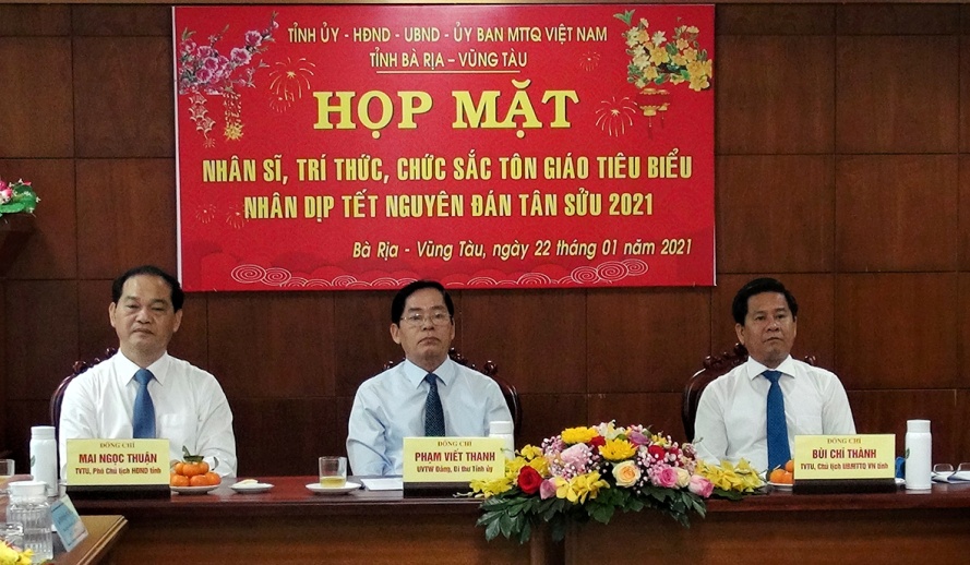 hop-mat-nhan-si-tri-thuc-va-chuc-sac-ton-giao-tieu-bieu-nhan-dip-tet-nguyen-dan-tan-suu