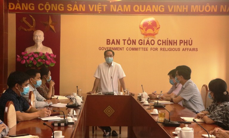 thu-truong-bo-noi-vu-de-nghi-tang-cuong-trien-khai-cac-van-ban-huong-dan-ve-cong-tac-phong-chong-dich-covid-19-den-cac-diem-nhom-sinh-hoat-ton-giao-tai-dia-phuong