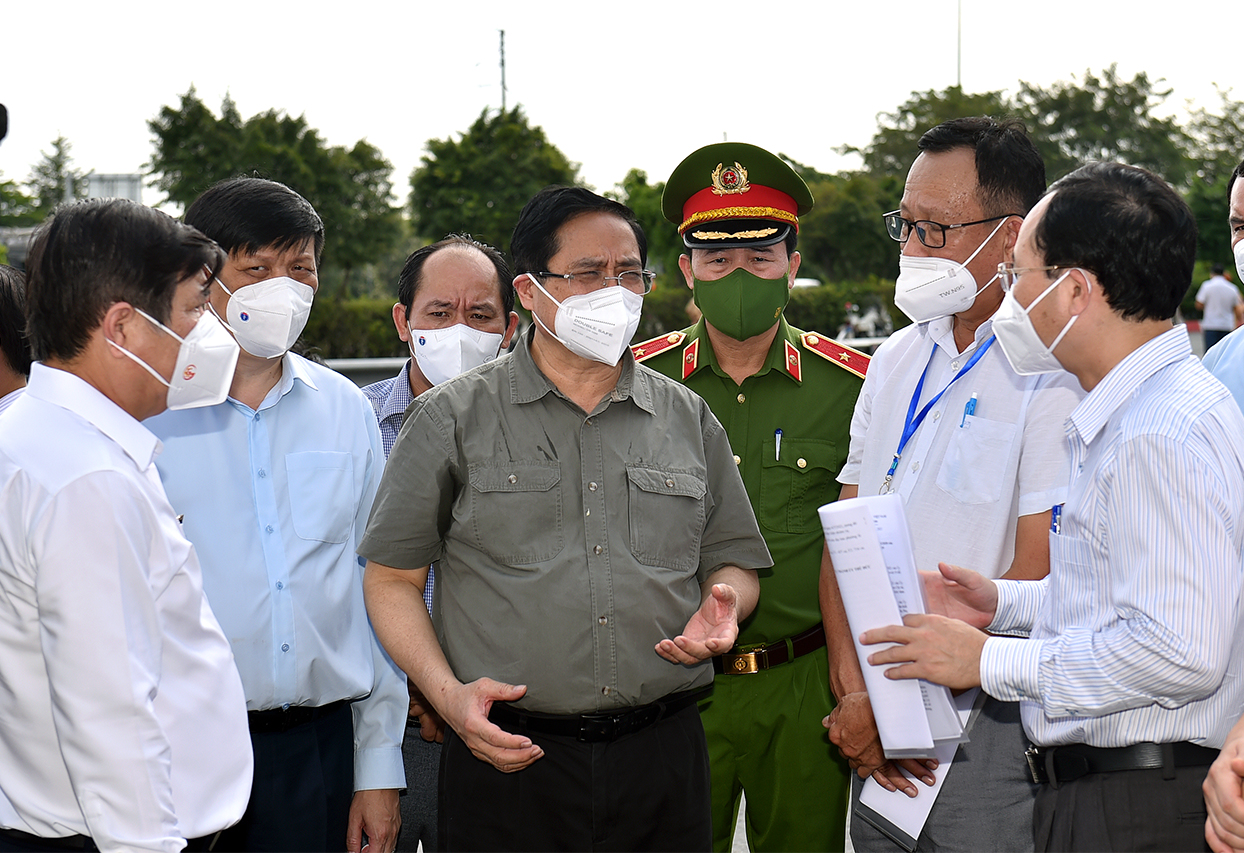 phai-het-suc-tranh-quan-lieu-xa-dan-trien-khai-cac-giai-phap-moi-quyet-liet-manh-me-hieu-qua-hon-de-dap-dich